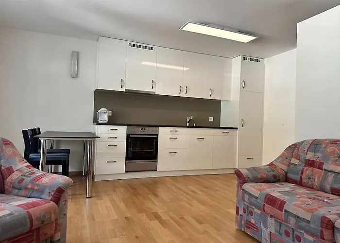 Modernes Ferienglueck *